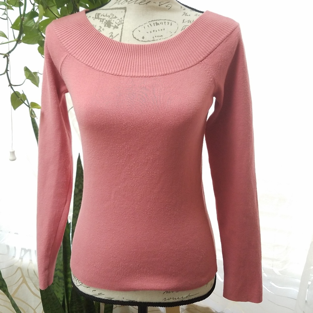 Ann Taylor LOFT Pink U Scoop Neck Sweater